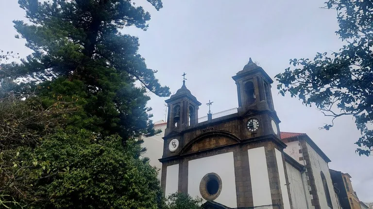 El renacer de Dolores y la memoria viva de Xosé Francisco Delgado