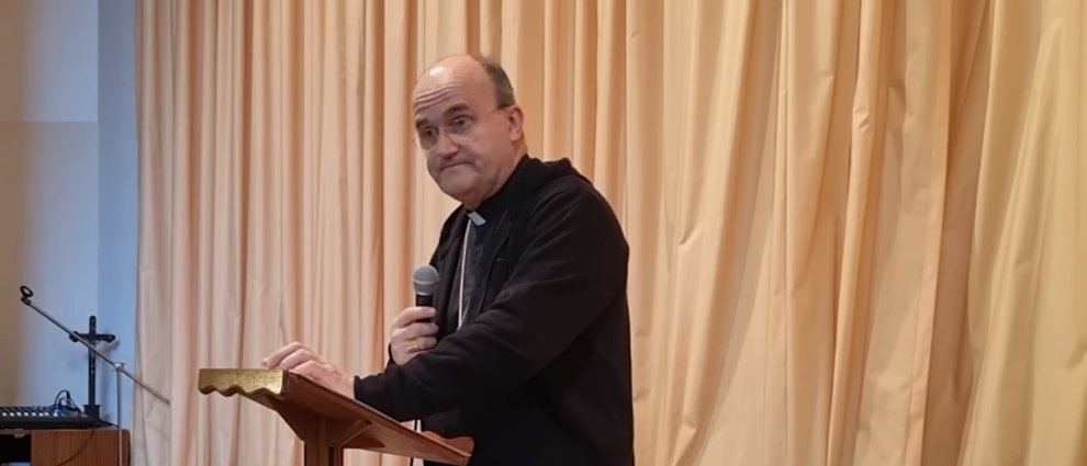 «Munilla en Radio María: liturgia de la nostalgia y canonización de la rendición»